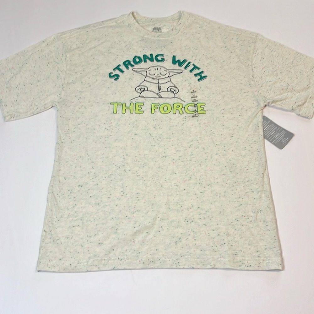 Star Wars Cream Green Baby Yoda Strong with the Force Graphic Tee Size S M L XXL